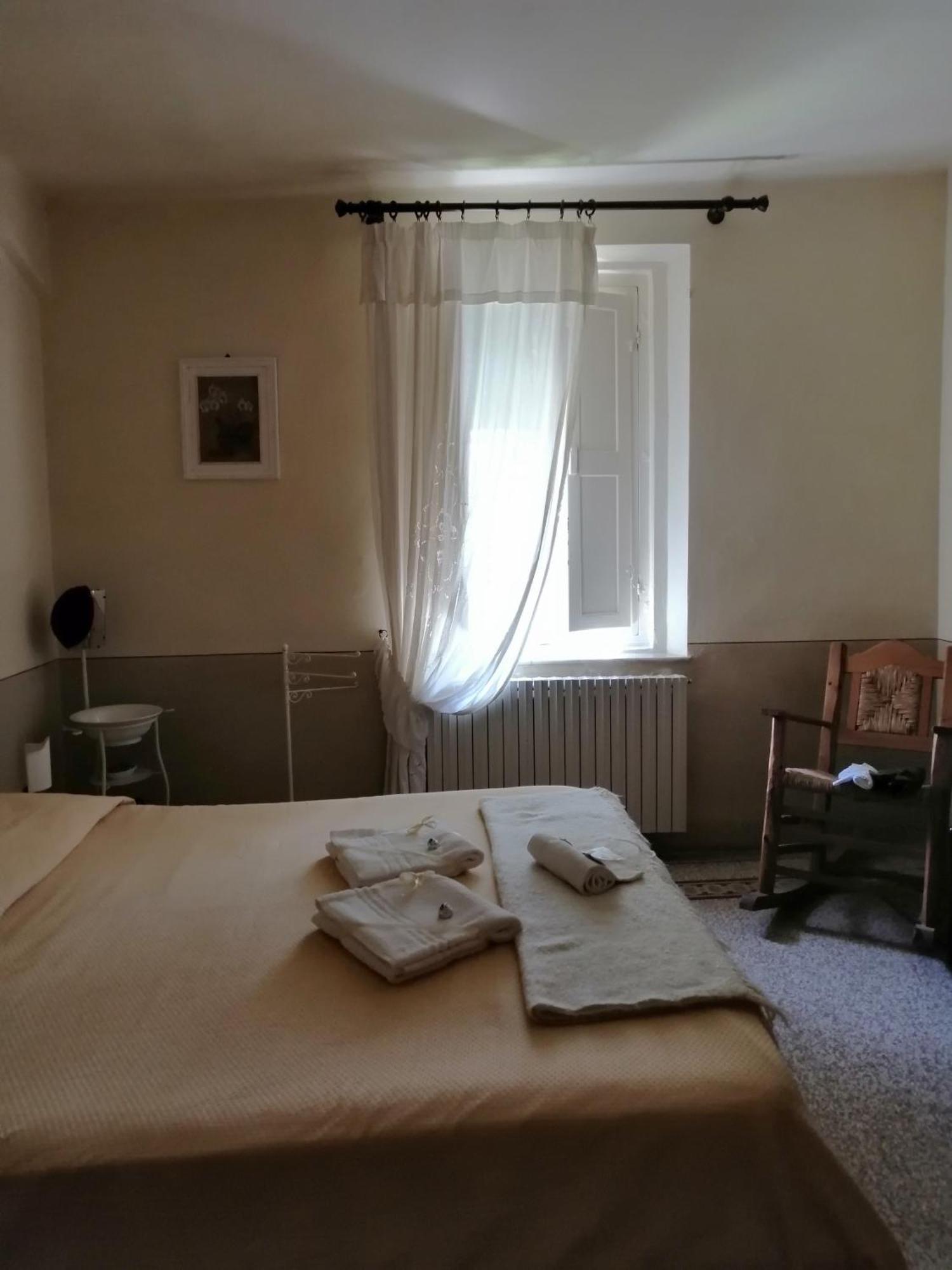 Bed And Breakfast Evelina Lucca Luaran gambar